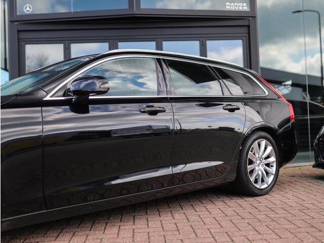 Volvo V90 2.0 T5 Momentum | Keyless | Trekhaak | Pilot Assist | Stuurverw. | Achterbank Verwarmd