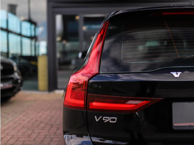 Volvo V90 2.0 T5 Momentum | Keyless | Trekhaak | Pilot Assist | Stuurverw. | Achterbank Verwarmd