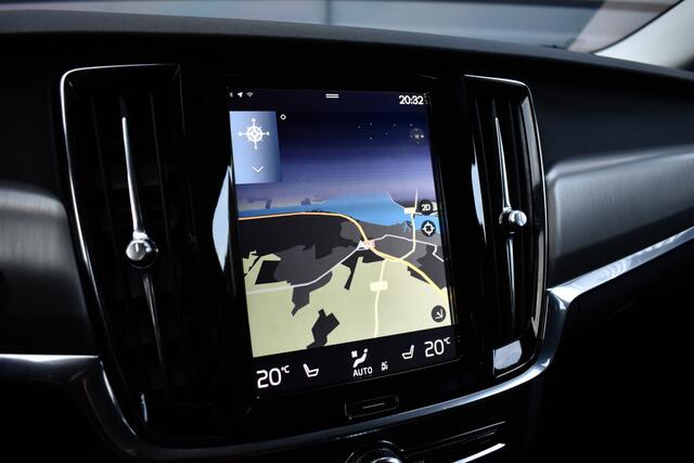 Volvo V90 2.0 D4 Momentum | 21'' R-Design Velgen | Trekhaak wegklapbaar | ACC | Lederen Bekleding |