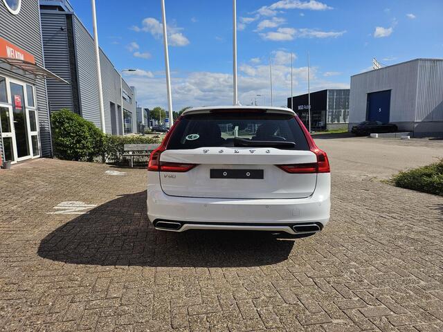 Volvo V90 2.0 T4 R-Design