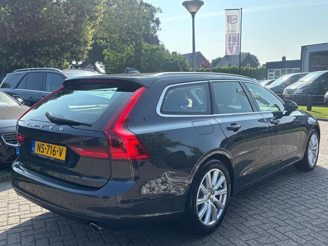 Volvo V90 2.0 D4 Momentum 2017 Panodak NL Dealer Auto