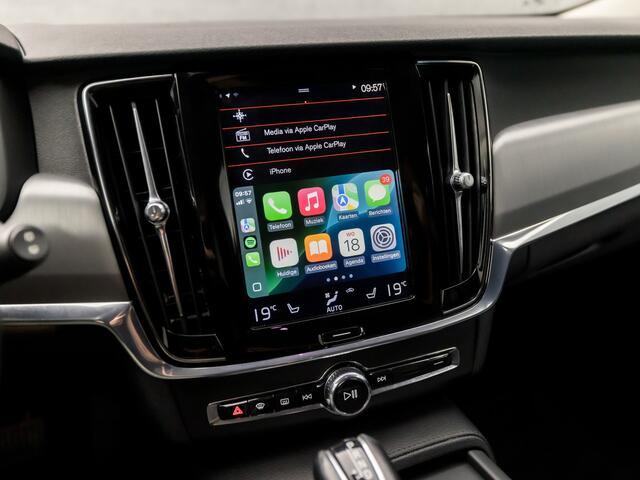 Volvo V90 2.0 T5 Momentum 255Pk Automaat (APPLE CARPLAY, GROOT NAVI, LEDER, CAMERA, ADAPTIVE CRUISE, ELEK SPORTSTOELEN, STOELVERWARMING, GETINT GLAS, NIEUWE APK, NIEUWSTAAT)