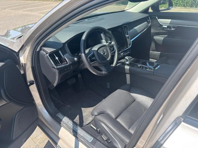 Volvo V90 2.0 T6 Plug-in hybrid AWD Ultra Dark