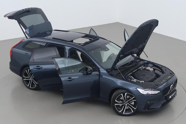 Volvo V90 T6 Plug-in hybrid Ultra Dark | Luchtvering Achter | 360° Camera | 20 Inch | Trekhaak | Head-Up
