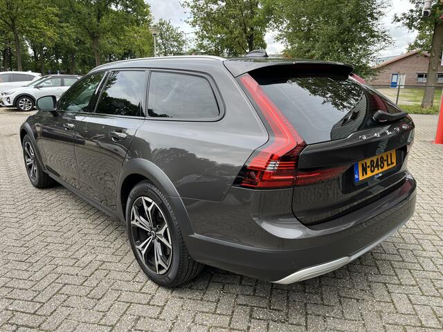 Volvo V90 Cross Country B5 AWD Pro 1e Eign. Dealer Onderhouden