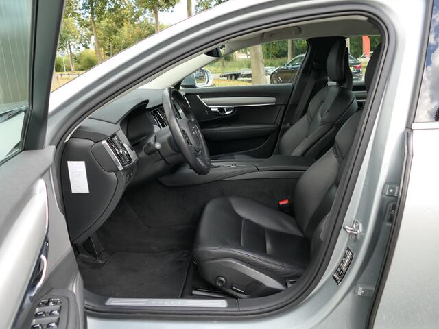 Volvo V90 T5 AUT Momentum Leer / Stuur verwarming / Parkeer camera / Pilot assist