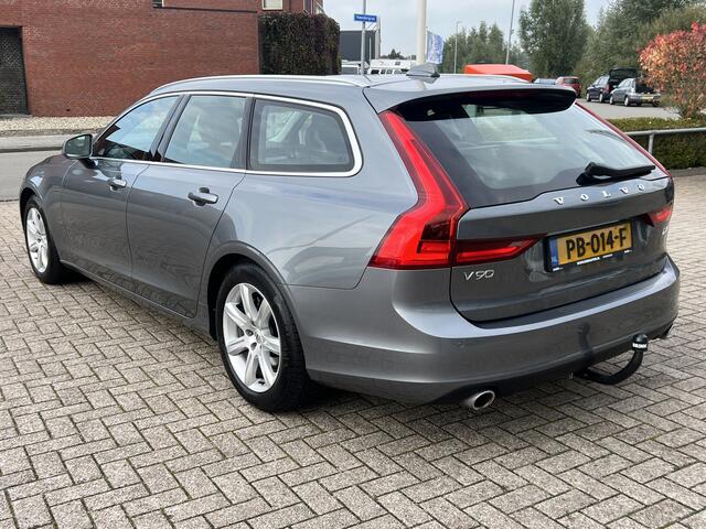 Volvo V90 2.0 D4 190 pk Momentum Trekhaak Leer Navi Stoelverwarming Carplay Android Adaptieve Cruise Pilot Assist Led Koplampen Blis NL Auto Euro 6 Diesel