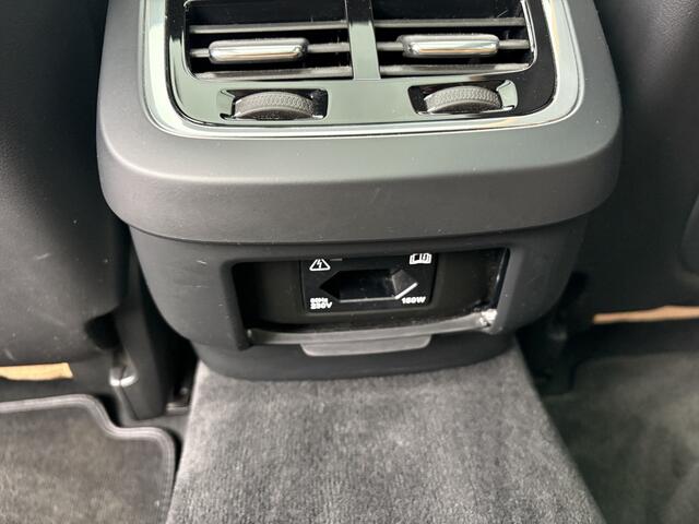 Volvo V90 2.0 T4 Inscription, pano, leder, camera/cruise/climate e.d.