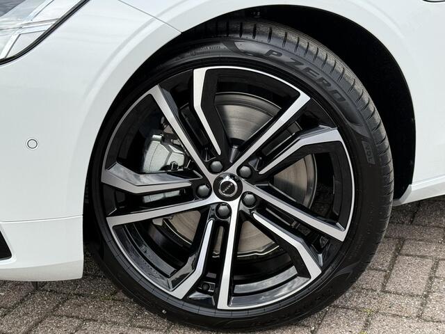 Volvo V90 2.0 T8 Plug-in hybrid AWD Ultra Executive Edition | Polestar Engineerd | Trekhaak | Luchtvering | Bowers & Wilkins | Massage | Stoel Verwarming-Koeling | 360° |