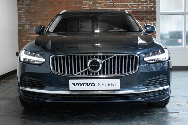 Volvo V90 T8 Automaat AWD Inscription | Panoramadak| Interieur Voorverwarming| Electrisch Bedienbare Voorstoelen| Adaptieve Cruise Control| Blind Spot | Semi Electrische Trekhaak| Alarmklasse 3| Parkeer Camera.