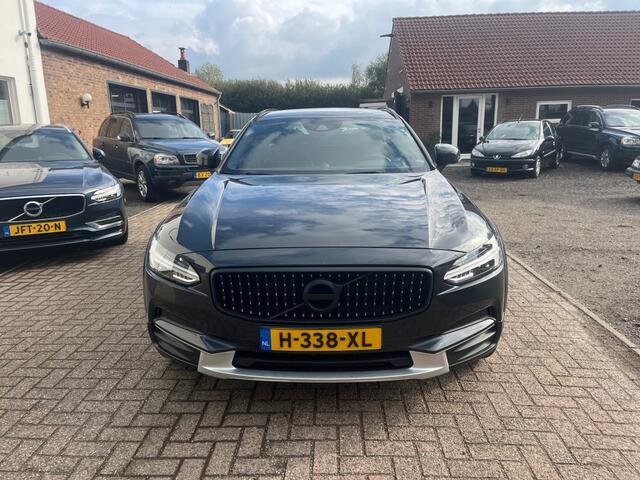 Volvo V90 T6 Pro AWD BowersenWilkins Pilot Assist
