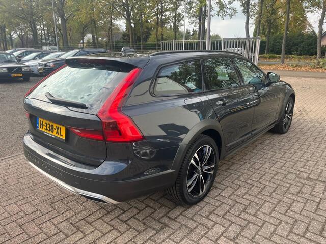 Volvo V90 T6 Pro AWD BowersenWilkins Pilot Assist