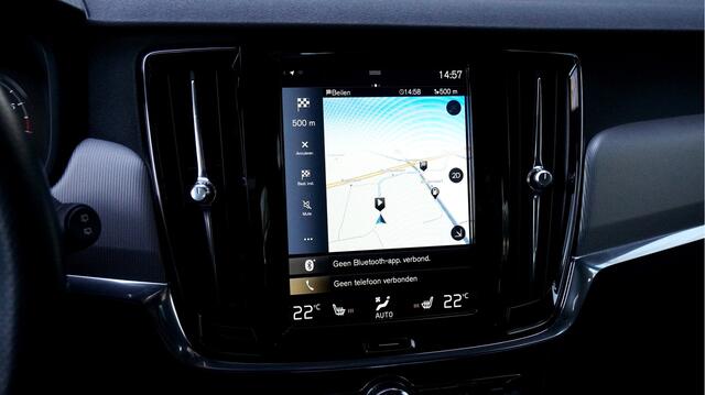 Volvo V90 2.0 T4 140kW/190pk Aut8 R-Design PANORAMADAK + FULL LED HIGH BEAM + NAVI SENSUS + PILOT ASSIST + ADAPT.CRUISE + STOELVERWARMING + LEER/ALCANTARA + LANE ASSIST + KEYLESS ENTRY&GO + ON-CALL + PARKSENSOREN + 19" LM-VELGEN!!