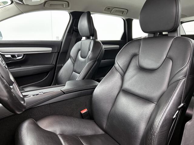 Volvo V90 D4 190PK Automaat Momentum / Navigatie / Adap-cruise / park-assist / Memory sportseats / leder int. / Trekhaak / 18" Lmv / Apk 04-2026