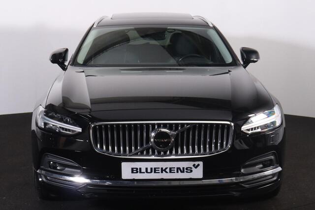 Volvo V90 B4 Inscription - Panorama/schuifdak - IntelliSafe Assist & Surround - 360º Camera - Harman/Kardon audio - Adaptieve LED koplampen - Verwarmde voorstoelen, stuur & achterbank - Parkeersensoren voor & achter - Elektr. bedienb. voorstoelen met geheugen - Hea