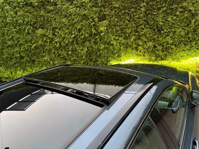 Volvo V90 T8 Plug-in hybrid AWD Ultra Dark | Harman/Kardon | Trekhaak | Panoramadak |