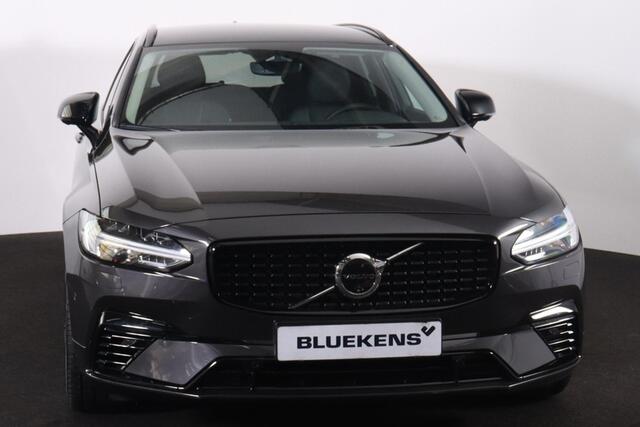 Volvo V90 T6 Recharge AWD Plus Dark - IntelliSafe Assist & Surround - 360º Camera - Harman/Kardon audio - Adaptieve LED koplampen - Verwarmde voorstoelen, stuur & achterbank - Parkeersensoren voor & achter - Elektr. bedienb. voorstoelen met geheugen - Extra getint 
