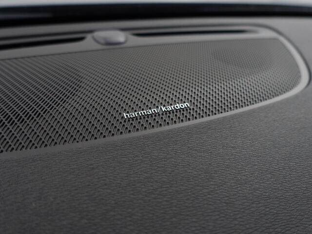 Volvo V90 2.0 T8 AWD Inscription Aut- Head Up, Elek Trekhaak, Panoramadak, Harman Kardon, Stoel/Stuurverwarming