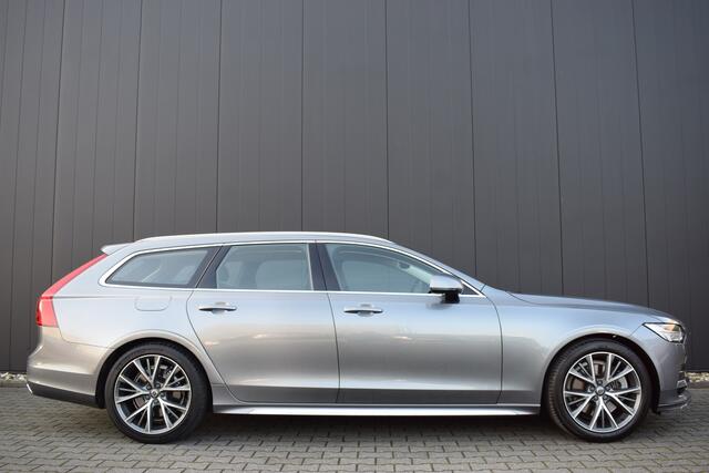 Volvo V90 2.0 T5 Automaat Momentum LED | Zwart Leder | Carplay | Camera | Trekhaak | Dealer Onderhouden!!