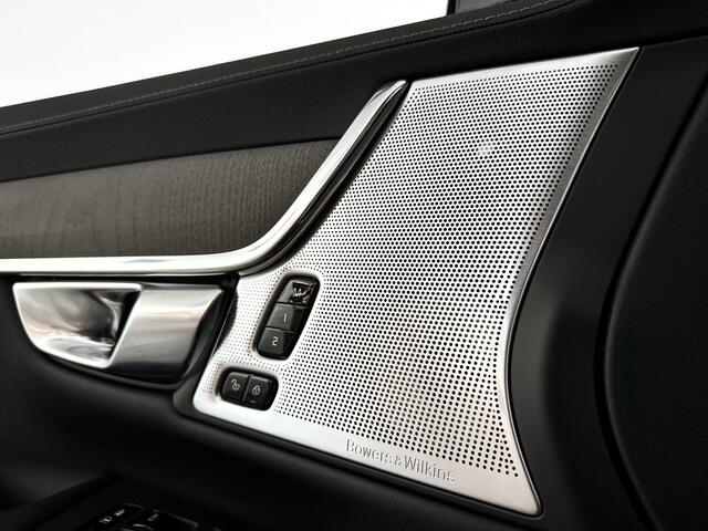 Volvo V90 T8 Plug-in hybrid AWD Ultra Dark | Panoramadak | 360° camera | Bowers & Wilkins | Luchtvering | Stoelventilatie | Stoel- en Stuurverwarming | Trekhaak