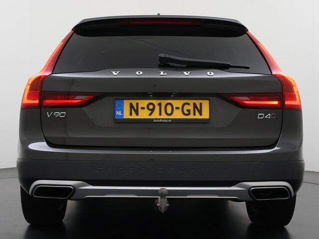Volvo V90 Cross Country 2.0 D4 Pro Trekhaak/Panodak/Head-Up etc.