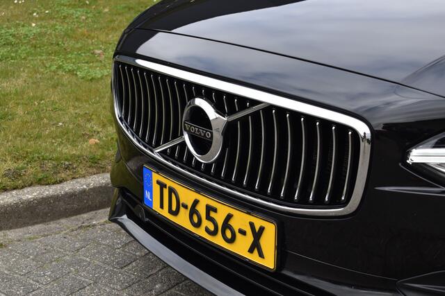 Volvo V90 T4 190PK Automaat Momentum | ACC | BLIS | Leder | Stuurverwarming | Elektr. stoel | Stoelverwarming