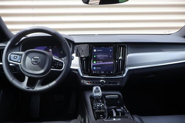 Volvo V90 T6 Recharge AWD Ultimate Dark | Luchtvering | Panoramadak | BTW auto