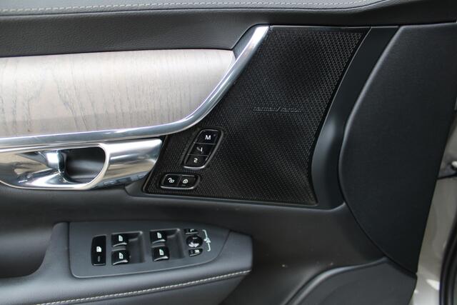 Volvo V90 2.0 T8 AWD Inscription LEER NAVI LED STOELKOELING 86000KM!!!