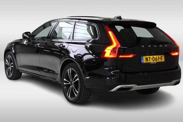 Volvo V90 Cross Country 2.0 T5 Pro Navigatie | Panoramadak | Leder | Trekhaak | Dealeronderhouden