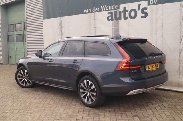 Volvo V90 Cross Country 2.0 B5 250pk AWD Pro -PANO-LEER-CAM-ECC-NAVI-