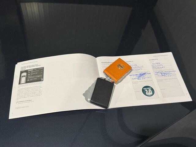 Volvo V90 2.0 T6 AWD Inscription Expression | panorama | leder | navi | trekhaak | auto-pilot |