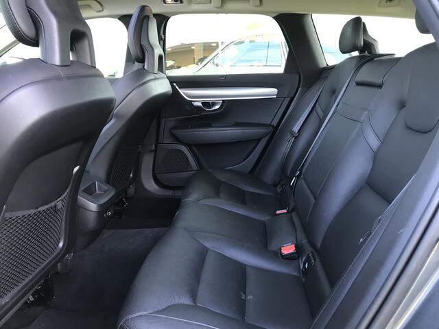 Volvo V90 2.0 D4 Momentum Intro Line Automaat | Rijklaar incl garantie | EURO6 Panoramadak Verwarmbaar voorruit Trekhaak