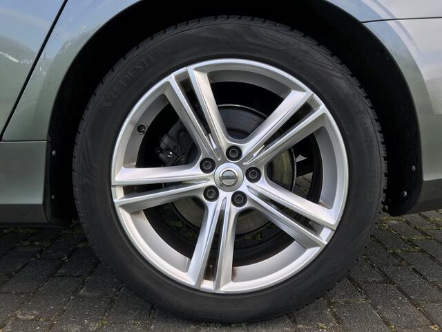 Volvo V90 2.0 D4 Momentum Intro Line Automaat | Rijklaar incl garantie | EURO6 Panoramadak Verwarmbaar voorruit Trekhaak