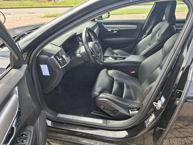 Volvo V90 2.0 T4 Momentum DEALER ONDERHOUDEN ZEER NETJES