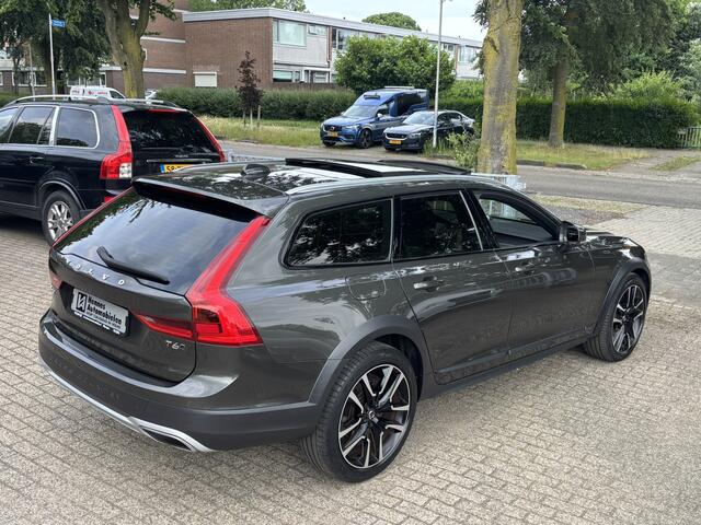 Volvo V90 Cross Country 2.0 T6 AWD Pro B&W HeadUp Massage Pano 360 DAB