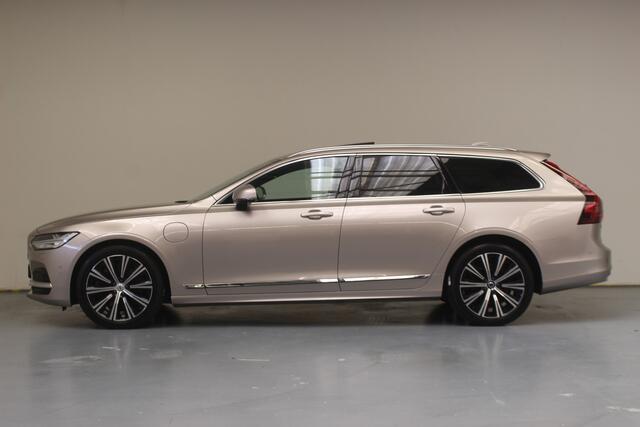 Volvo V90 T8 Plug-in hybrid AWD Ultimate Bright | Rijklaarprijs | Trekhaak | Luchtvering |