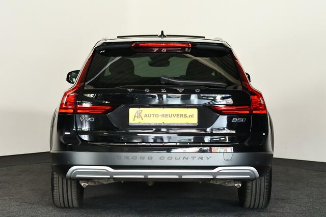 Volvo V90 Cross Country 2.0 B5 Ultimate AWD / Opendak / Harmankardon / Pilot assist / HUD