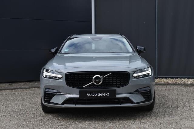 Volvo V90 T8 Plug-in hybrid AWD Ultra Dark | Luchtvering | Trekhaak | Panoramadak | Head up display | Verwarmbare voorstoelen met massagefunctie | Premium audio by Bowers&Wilkins | Interieur voorverwarming