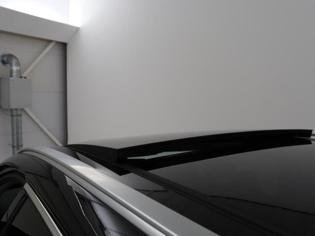Volvo V90 2.0 T8 Plug-in hybrid AWD Plus Bright | SOH 97,1 | Panoramadak | Leder | Memory | Harman/Kardon | Stuur/stoel verwarming | Achterbank verwarming | Carplay | Cruise control | 360 Camera | Park assist | Trekhaak