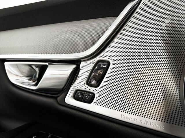 Volvo V90 Cross Country T5 Pro | Panoramadak | 360° camera | Bowers & Wilkins | Head-up display | Stoelventilatie | Trekhaak
