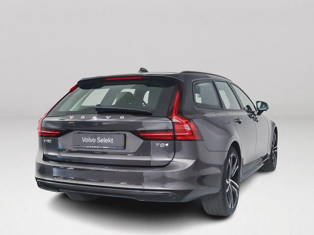 Volvo V90 T8 Plug-in hybrid AWD Ultra Dark | Panoramadak | 360° camera | Bowers & Wilkins | Head-up display | Luchtvering | Stoelventilatie | Trekhaak