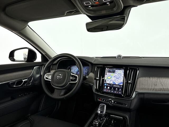 Volvo V90 T8 Plug-in hybrid AWD Ultra Dark | Panoramadak | 360° camera | Bowers & Wilkins | Head-up display | Luchtvering | Stoelventilatie | Trekhaak