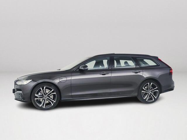 Volvo V90 T8 Plug-in hybrid AWD Ultra Dark | Panoramadak | 360° camera | Bowers & Wilkins | Head-up display | Luchtvering | Stoelventilatie | Trekhaak