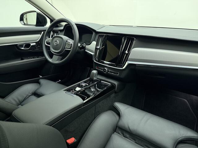 Volvo V90 T8 AWD 455pk Ultra Dark Panorama dak / HUD / 360 camera / Stoel/- stuurverwarming /