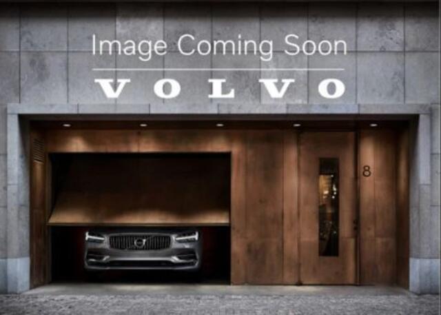 Volvo V90 T4 191PK Business Sport | BLIS | Polestar | HUD | PDC V+A | ACC | Carplay | H&K | Camera achter | Schuif/kantel dak |