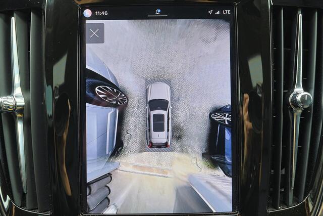Volvo V90 T6 Recharge AWD Plus Dark - IntelliSafe Assist & Surround - 360º Camera - Adaptieve LED koplampen - Verwarmde voorstoelen, stuur & achterbank - Parkeersensoren voor & achter - Elektr. bedienb. voorstoelen met geheugen - Extra getint glas - Inklapbare trekhaak - 19' LMV