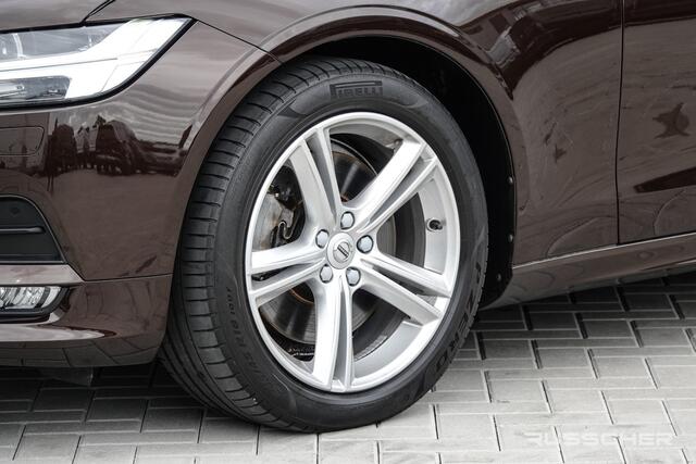Volvo V90 2.0 T4 190Pk Aut. | Business Sp. | LED | Trekhaak | 18'' | Maple Brown