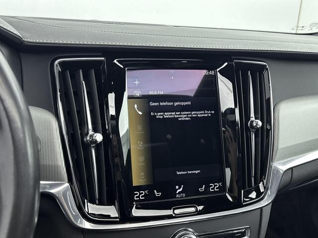 Volvo V90 2.0 B5 R-Design 251PK | Elektrische Trekhaak | Schuif-/Kanteldak | Harman Kardon Audio | 20'' Inch Velgen | Adaptieve Cruise Control | Apple CarPlay & Android Auto
