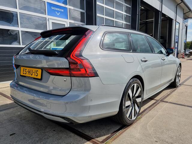 Volvo V90 2.0 T6 Plug-in hybrid AWD Ultra Dark LEER / PANORAMADAK / 19 INCH / HEAD-UP DISPLAY
