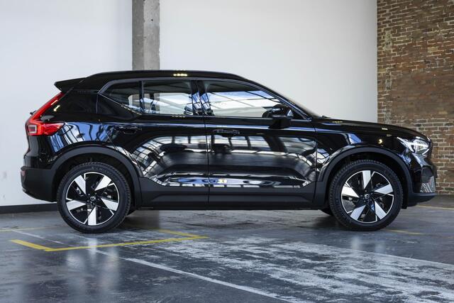 Volvo XC40 Single Motor Extended Range Plus 82 kWh | Google infotainment | Parkeercamera | Parkeersensoren voor + achter | Warmtepomp | Adaptive cruise control | Stoel en stuurwielverwarming | BLIS | Comfortstoelen
